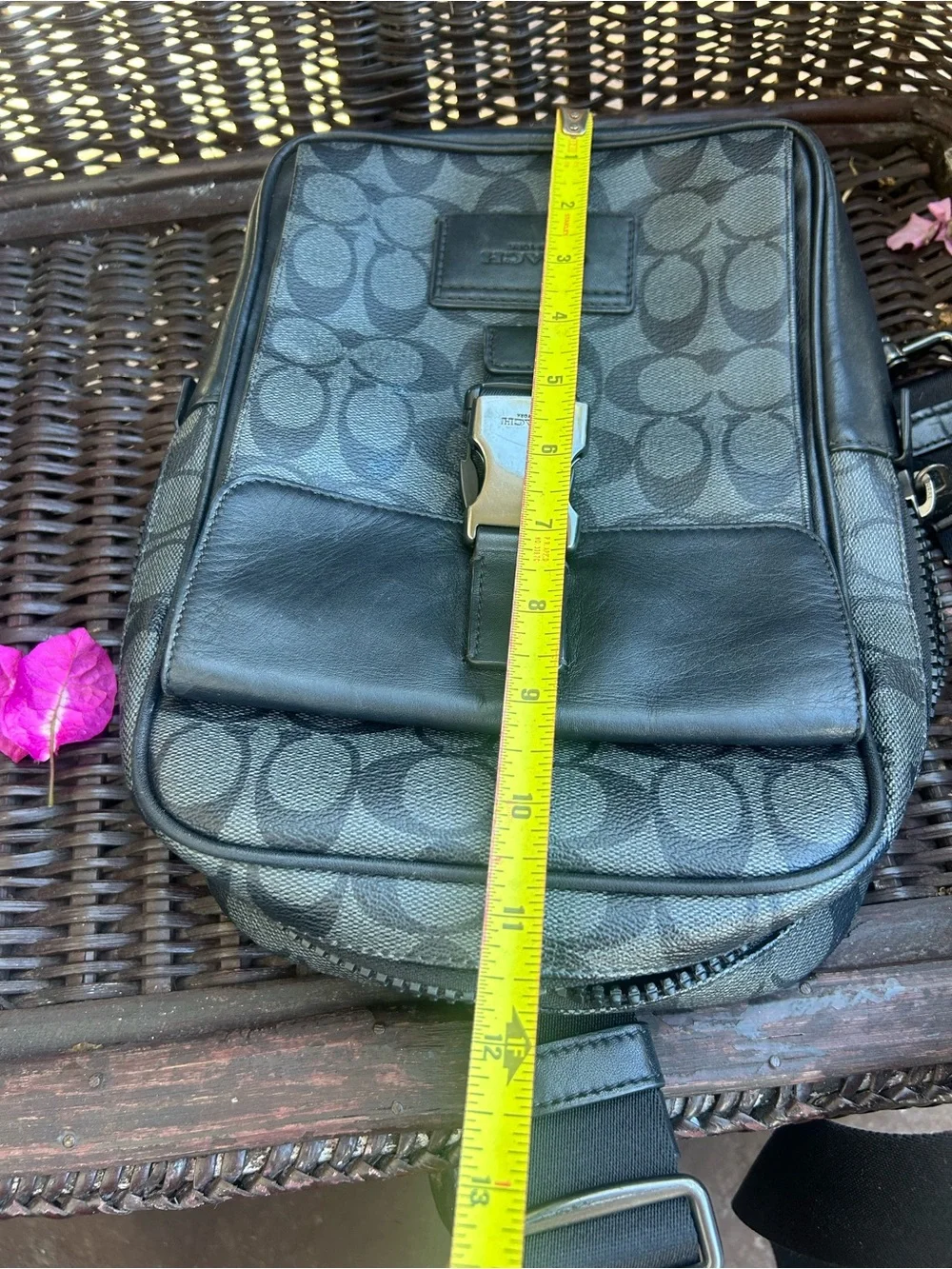 COACH Men’s Black Signature Track Pack  chest  Sling Bag